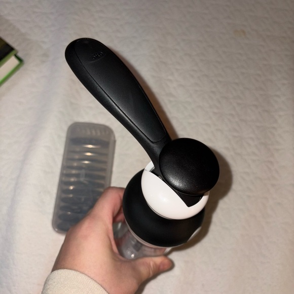 OXO cookie press - Picture 2 of 5